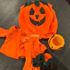 American girl pumpkin set - as is